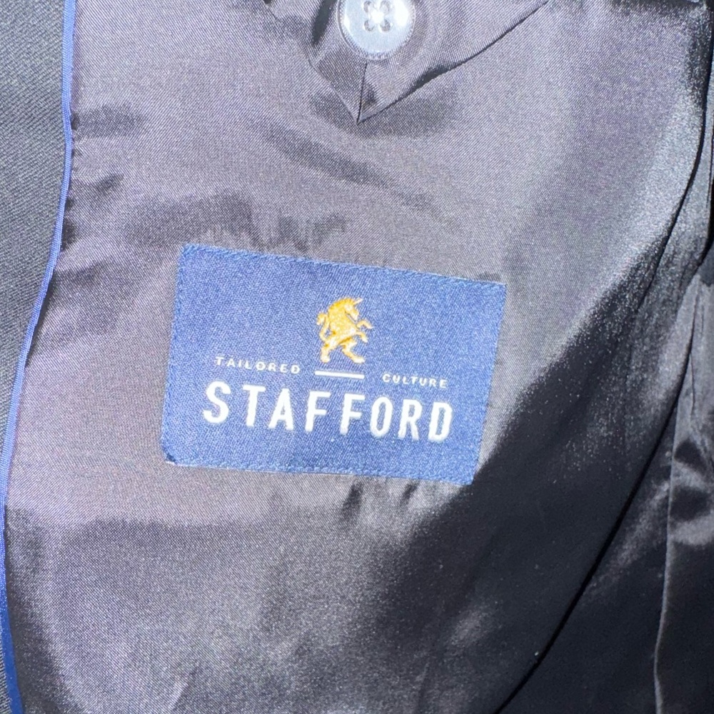 Stafford Black Blazer 54R with Notched Lapel and matching pant  48X30 (like new) - Picture 2 of 9